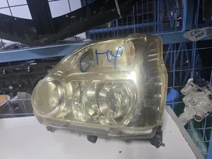 Nissan Xtrail Non Xenon Headlight Nt31