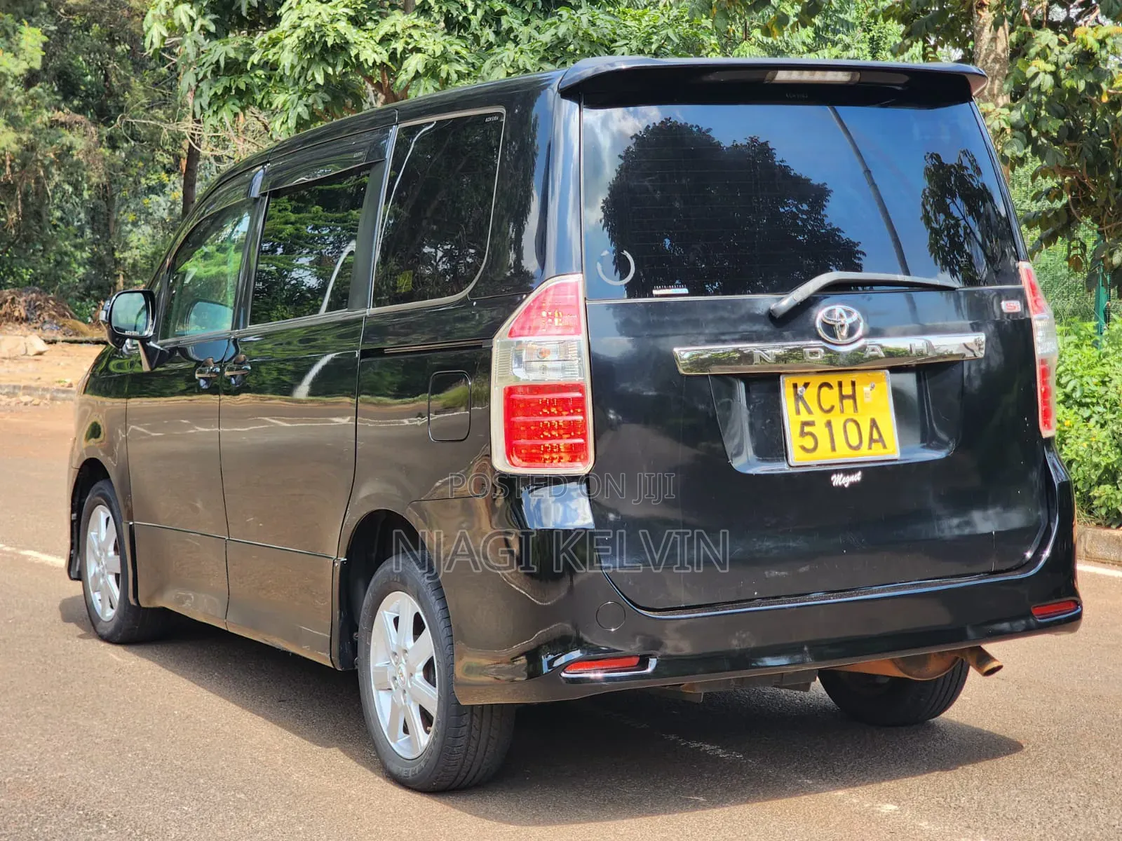 Toyota Noah 2008 Black