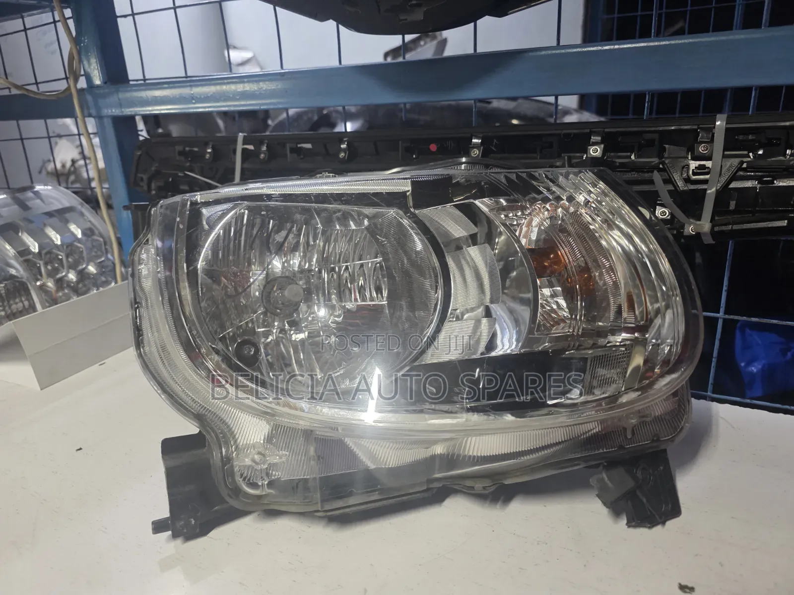 Suziki Ignis Non Xenon Headlight