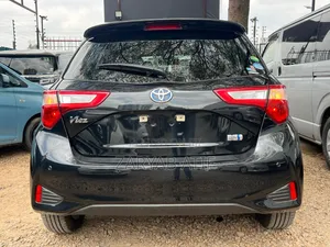 Toyota Vitz 2019 Black