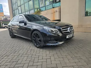 Mercedes-Benz E250 2013 Black