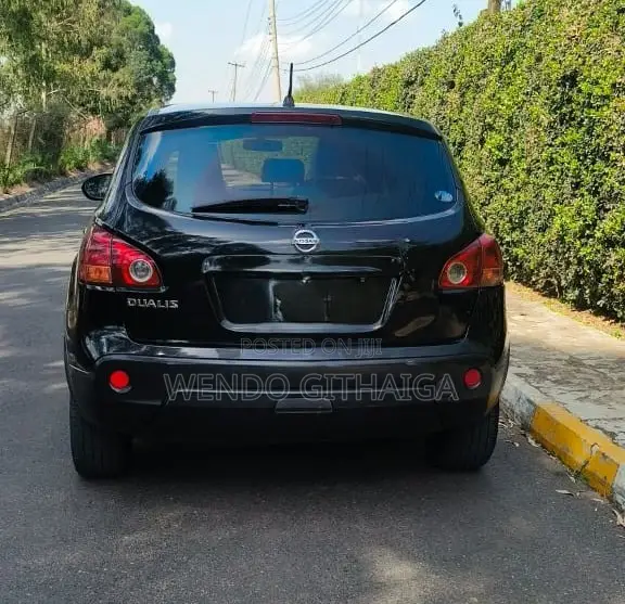 Nissan Dualis 2012 Black
