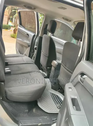 Isuzu D-MAX 2024 Silver