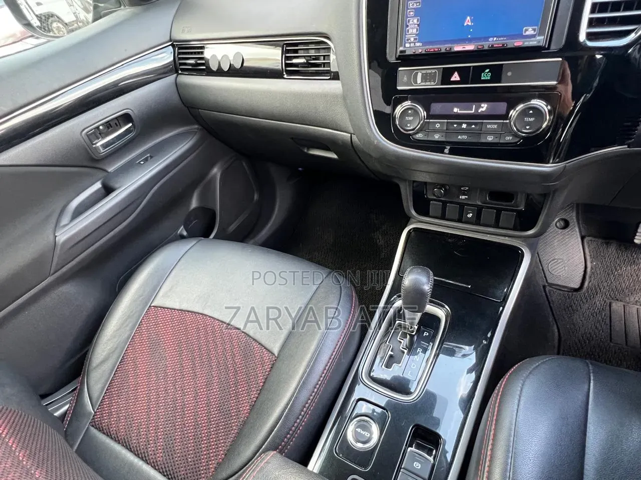 Mitsubishi Outlander 2019 Brown