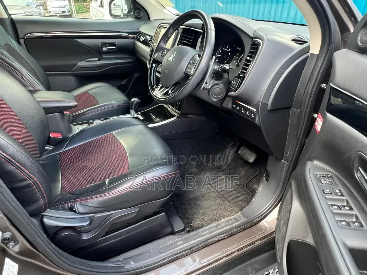 Mitsubishi Outlander 2019 Brown