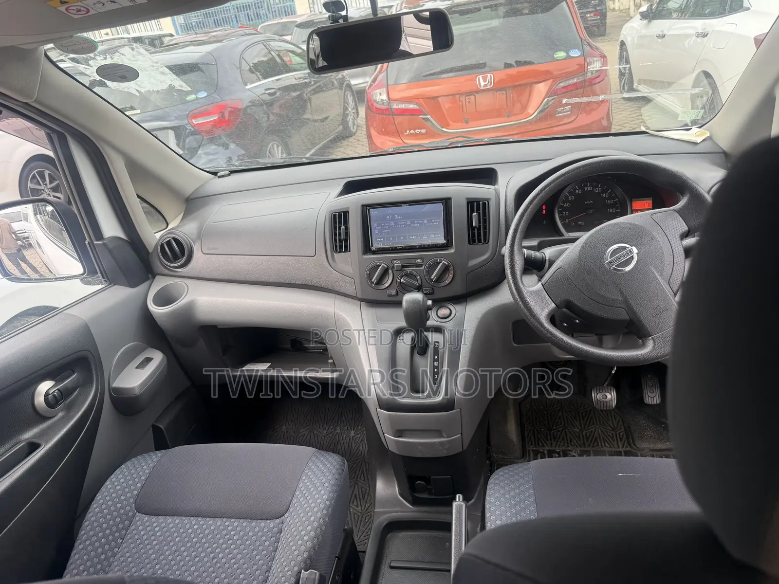 Nissan NV200 SV 2019 White