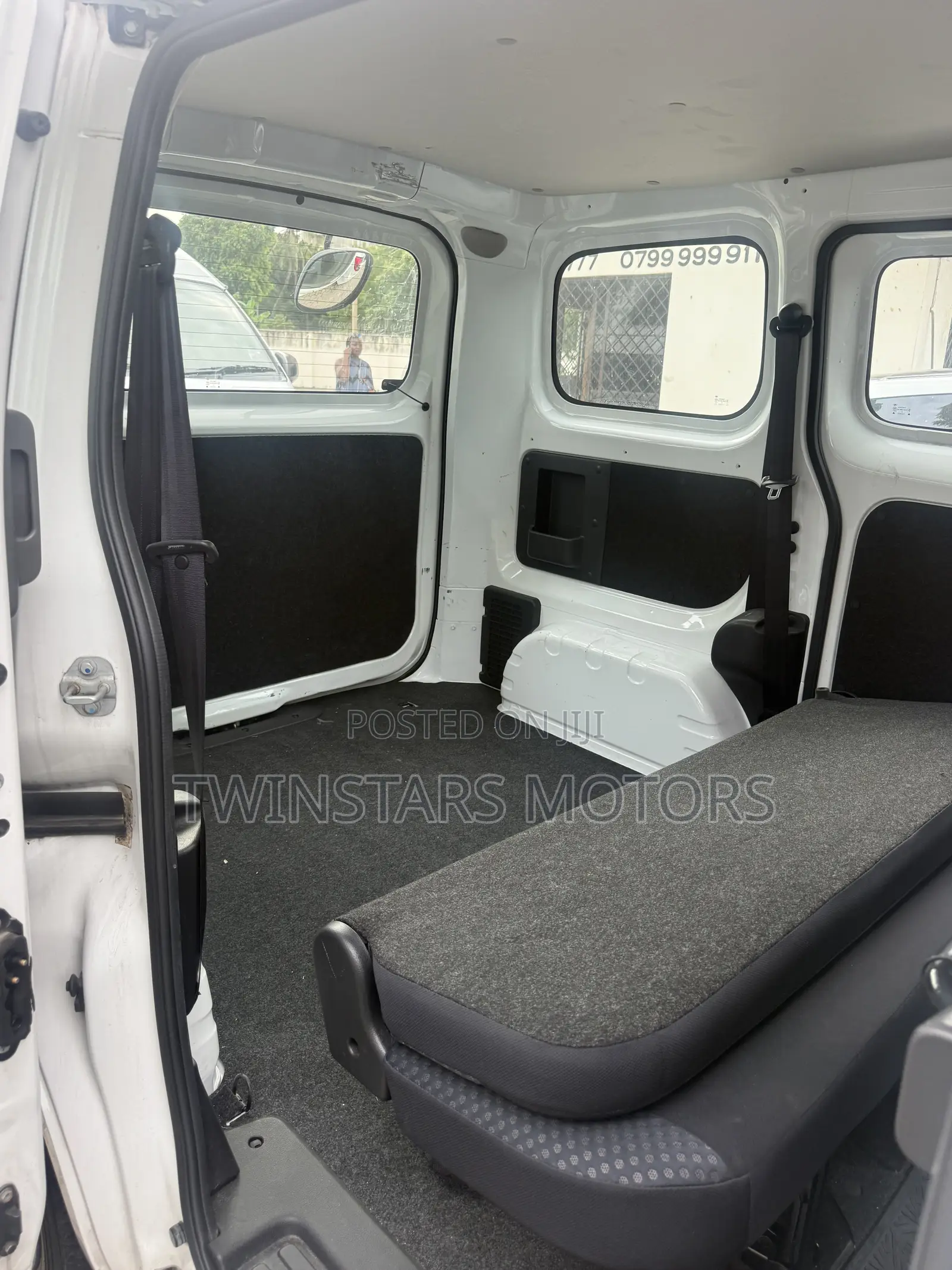 Nissan NV200 SV 2019 White