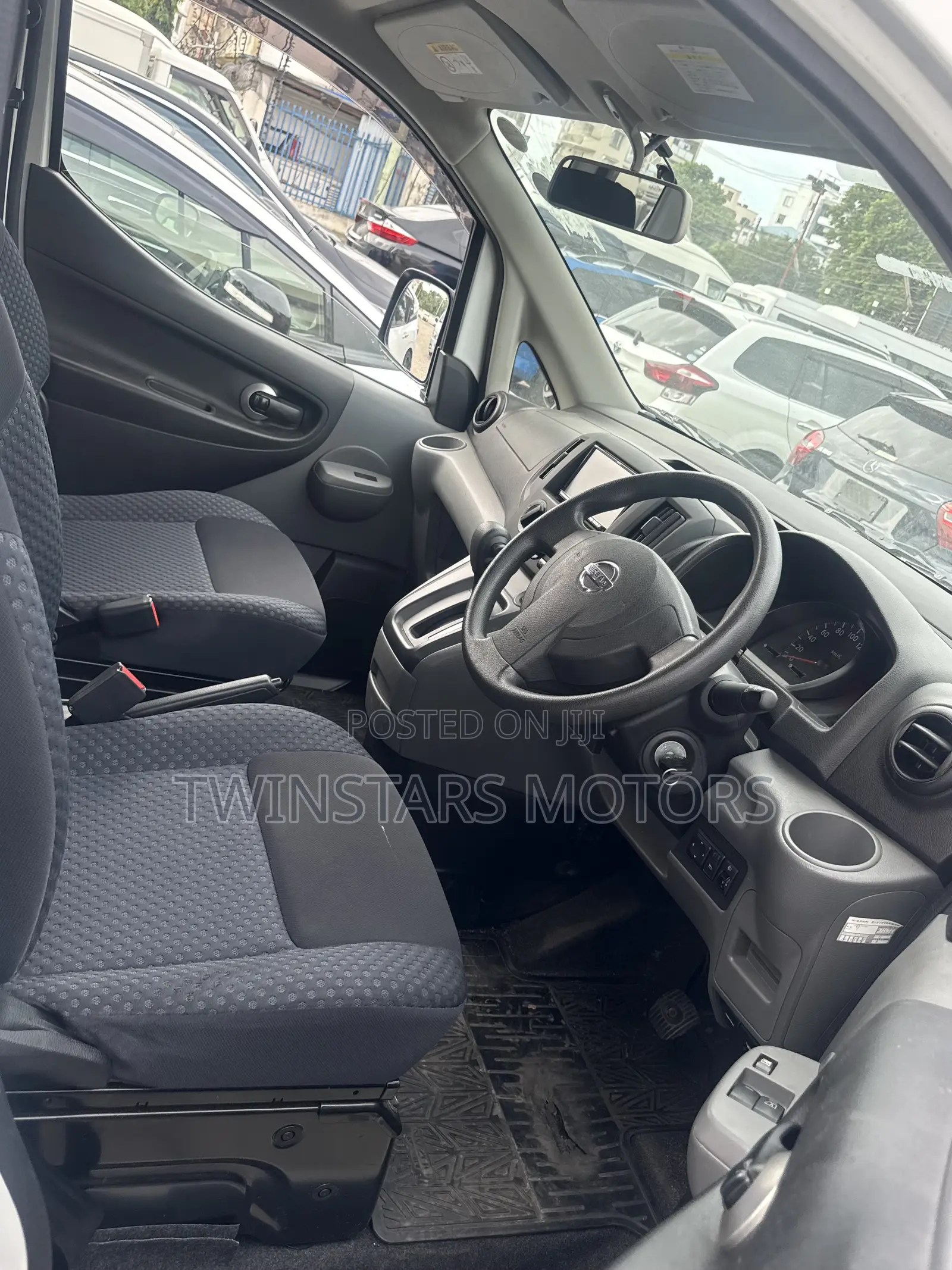 Nissan NV200 SV 2019 White