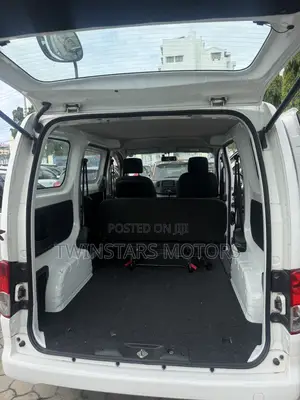 Nissan NV200 SV 2019 White