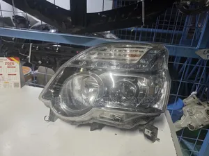 Nissan Xtrail Nt32 Xenon Headlight