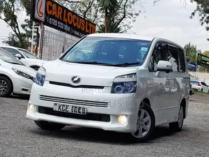 Toyota Voxy 2008 White