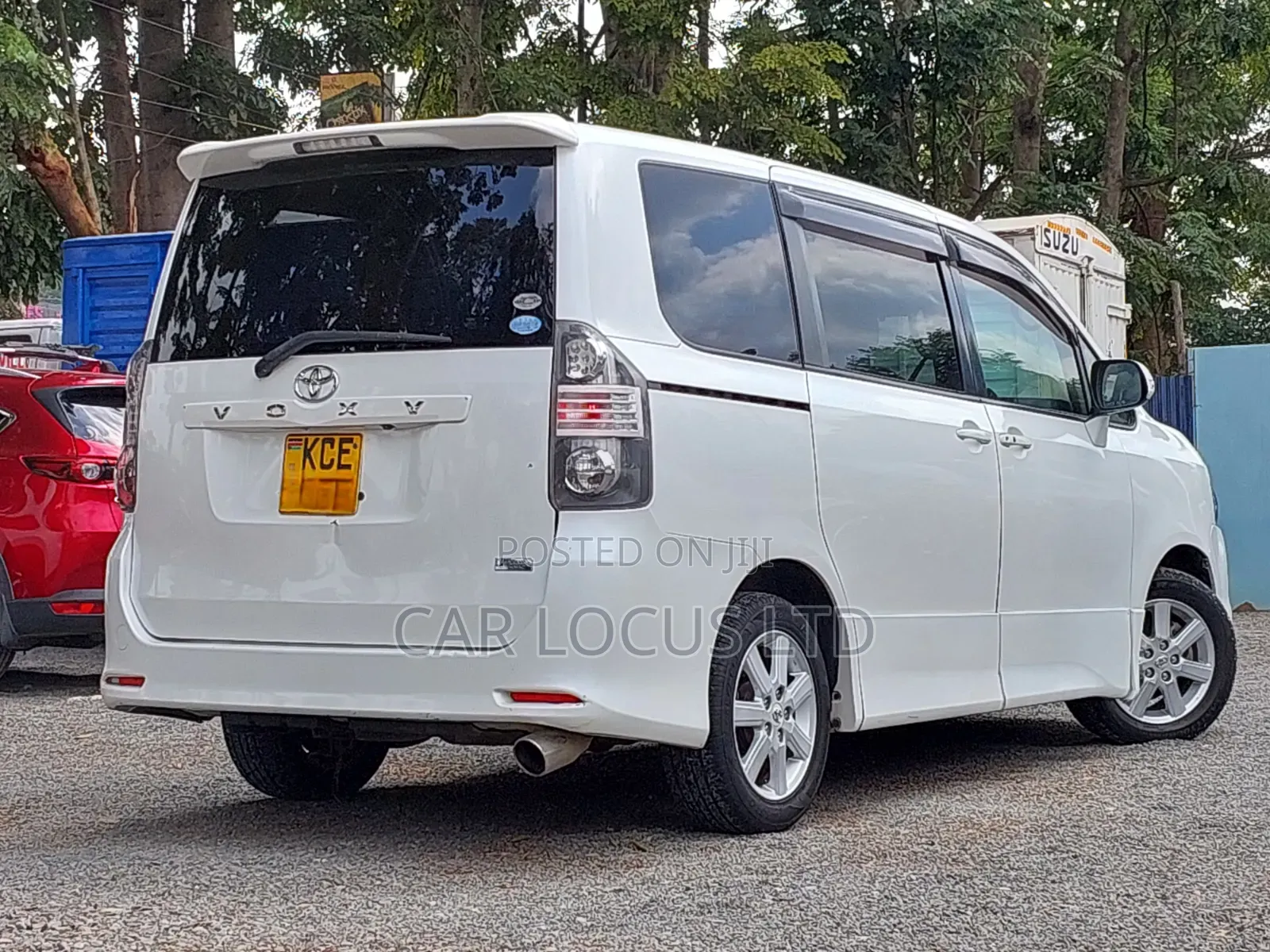 Toyota Voxy 2008 White
