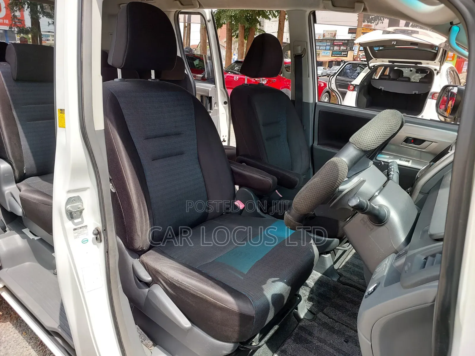 Toyota Voxy 2008 White