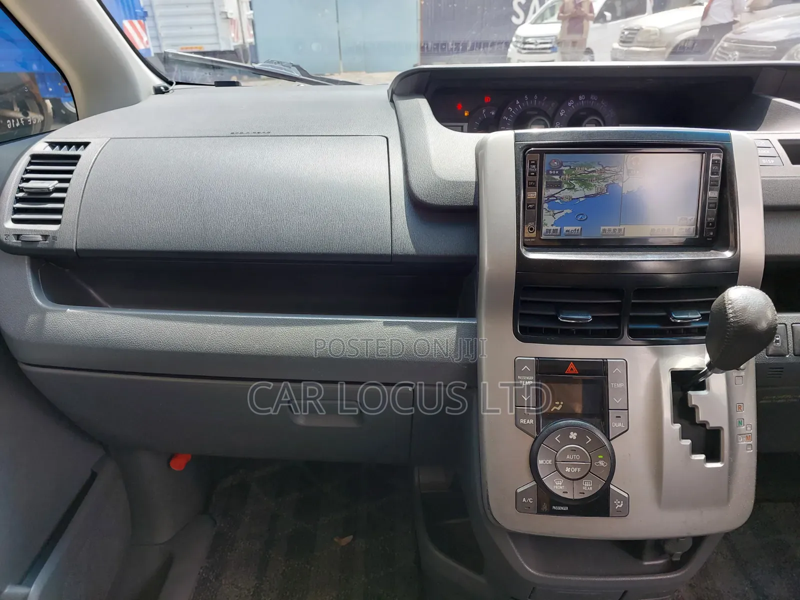 Toyota Voxy 2008 White