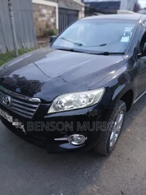 Toyota Vanguard 2011 Black