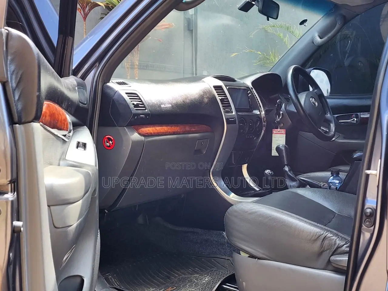 Toyota Land Cruiser 2005 Gray