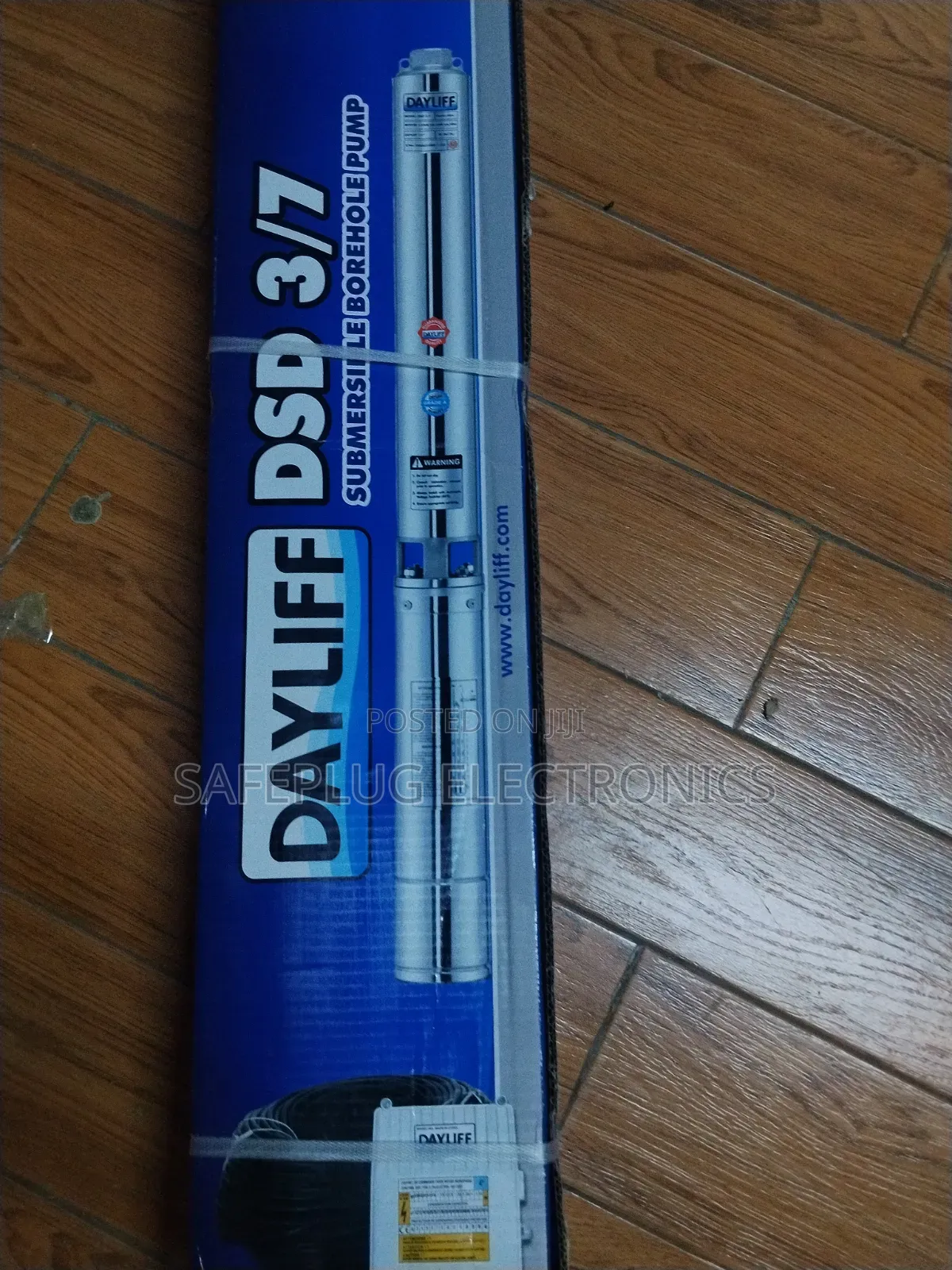 Dayliff DSD 3/7 Water Pump With Control Box