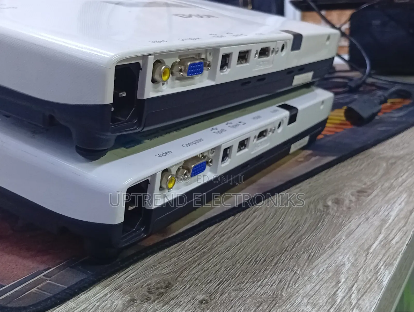 Epson Eb-1771w Portable Projector – Lightweight or Every Presentation