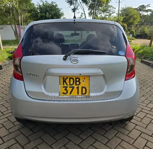 Nissan Note 2014 Silver