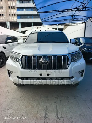 Toyota Land Cruiser Prado 2017 White
