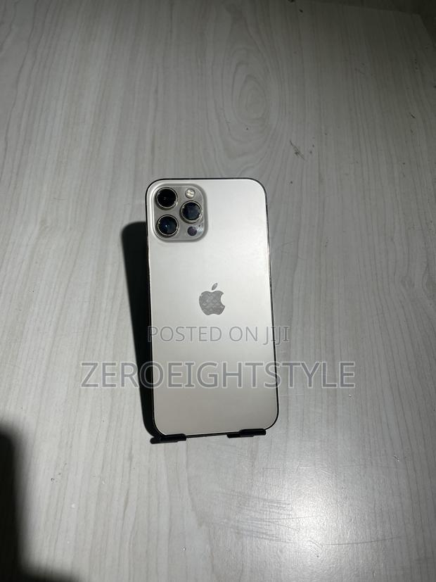 Apple iPhone 12 Pro Max 256 GB Gold - thumbnail 2