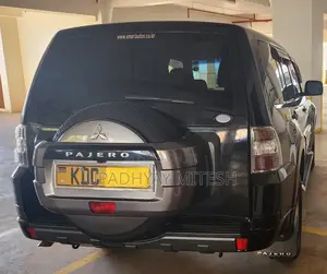 Mitsubishi Pajero 2013 Black