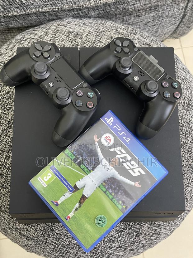 Play Station 4 Slim, 2 Controllers and Fc 25 Game - thumbnail 3