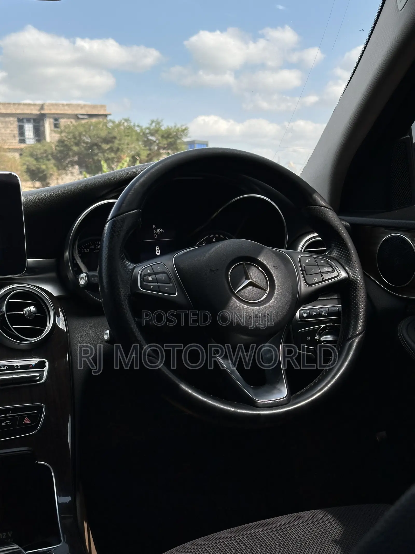 Mercedes-Benz C200 2015 Black