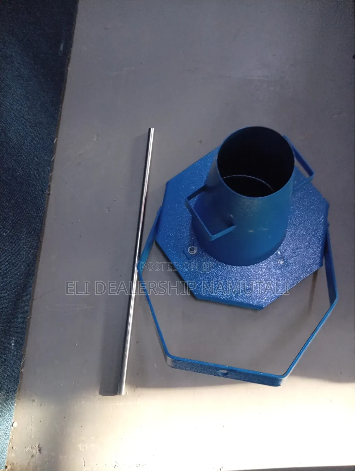 Concrete Slump Test Mould With Heavy-Duty Base