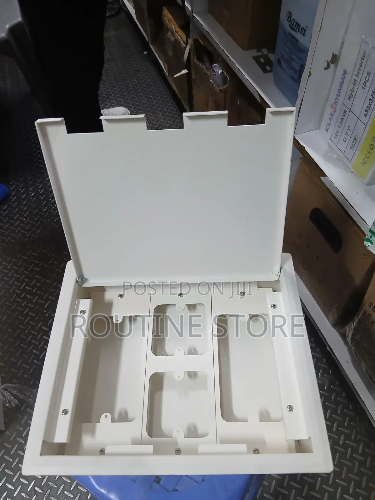 Metallic Floor Box With Two Data and Two Power
