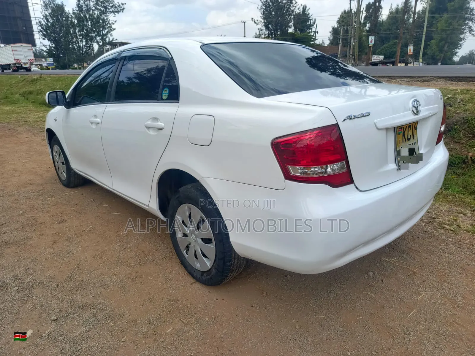 Toyota Axio 2013 White