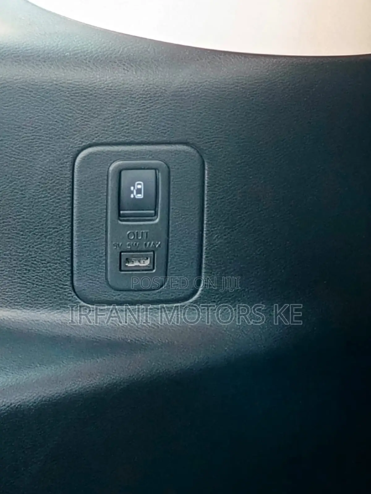 Nissan Serena 2019 White