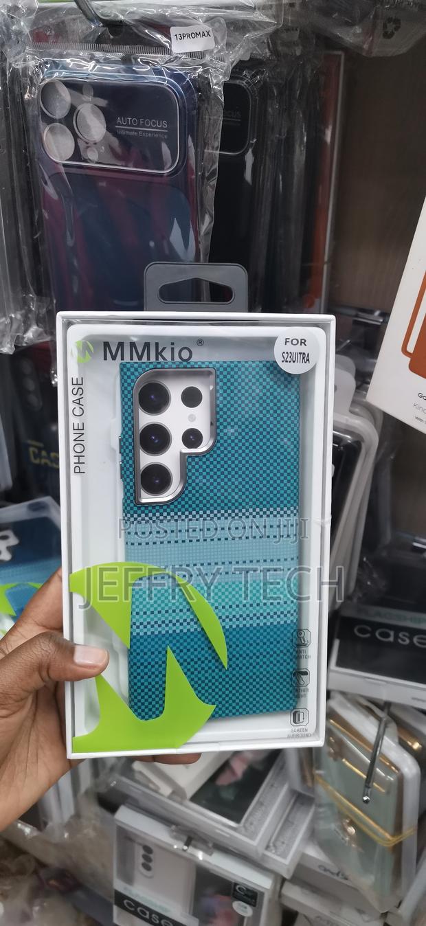 Samsung Galaxy S23ultra Gradient Blue and Green Pixelated Pattern Case