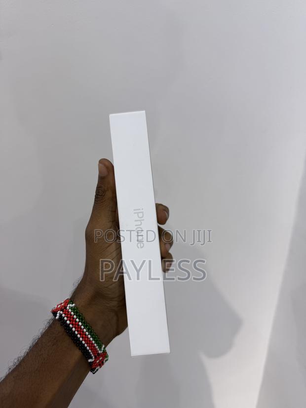 New Apple iPhone 17 Pro Max 256 GB Silver - thumbnail 2