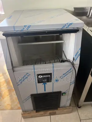 Commercial Ice Maker Machine – Fast Reliable Ice Production