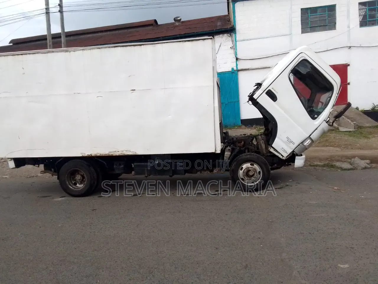 Mitsubishi Canter 4d33