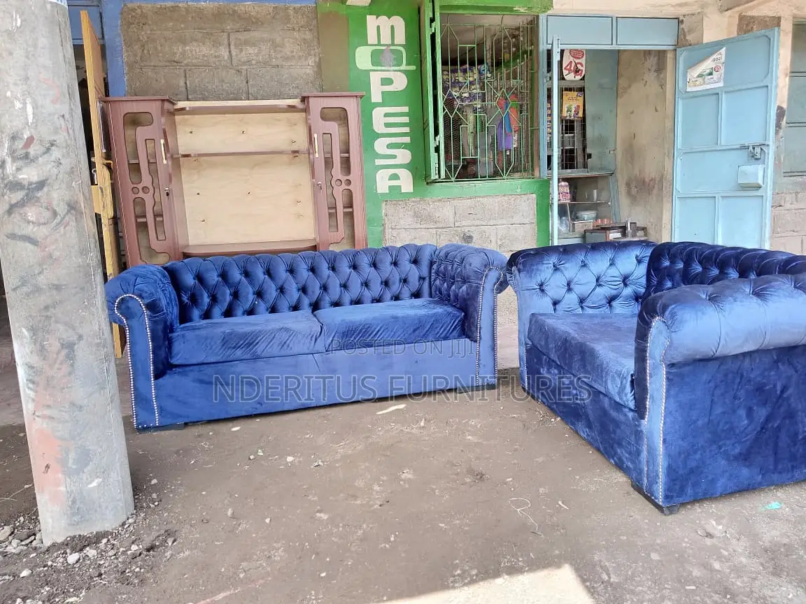 Blue Chester Seat
