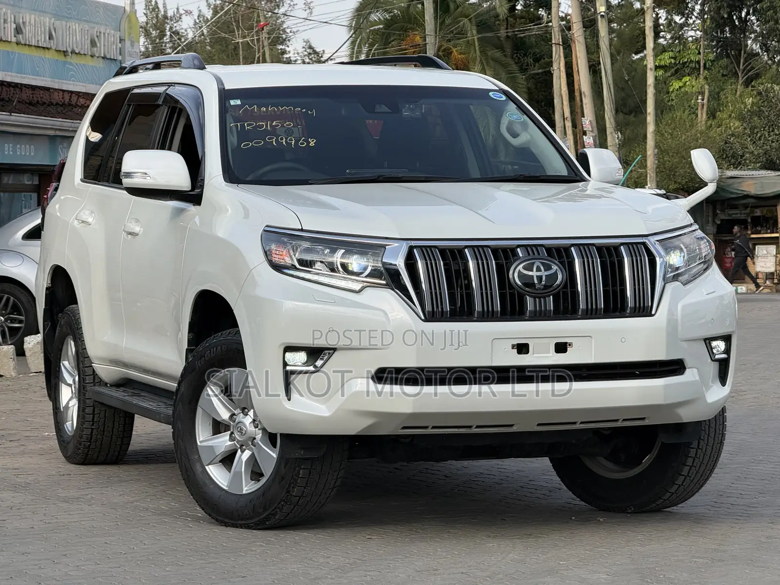 Toyota Land Cruiser Prado 2.7 2019 White