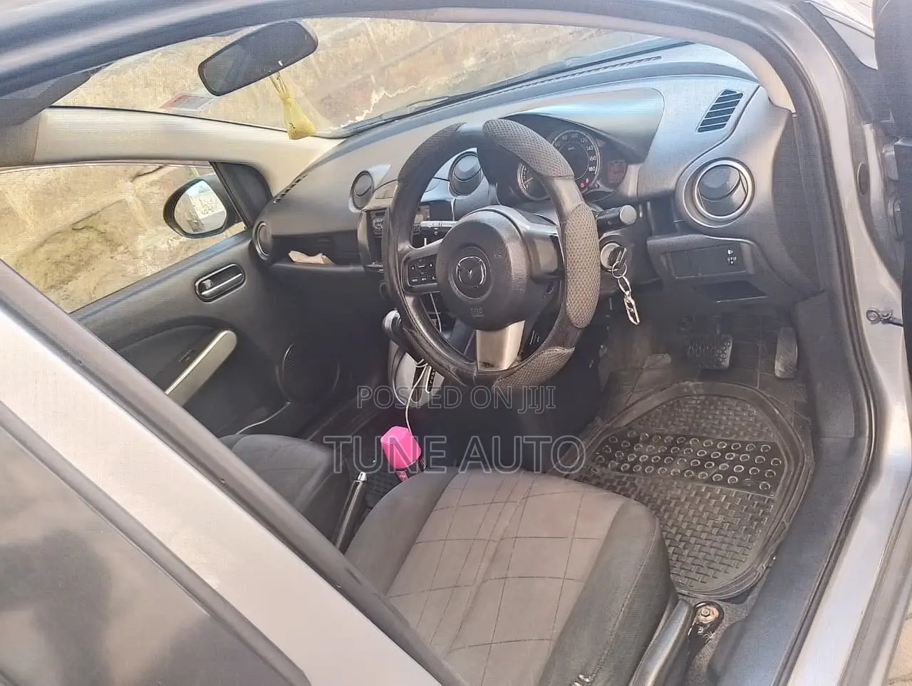 Mazda Demio 2011 Gray