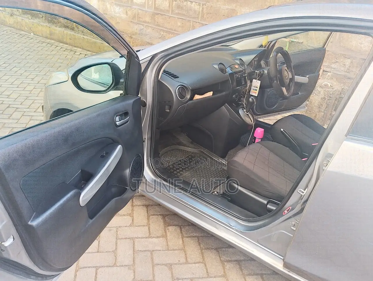 Mazda Demio 2011 Gray