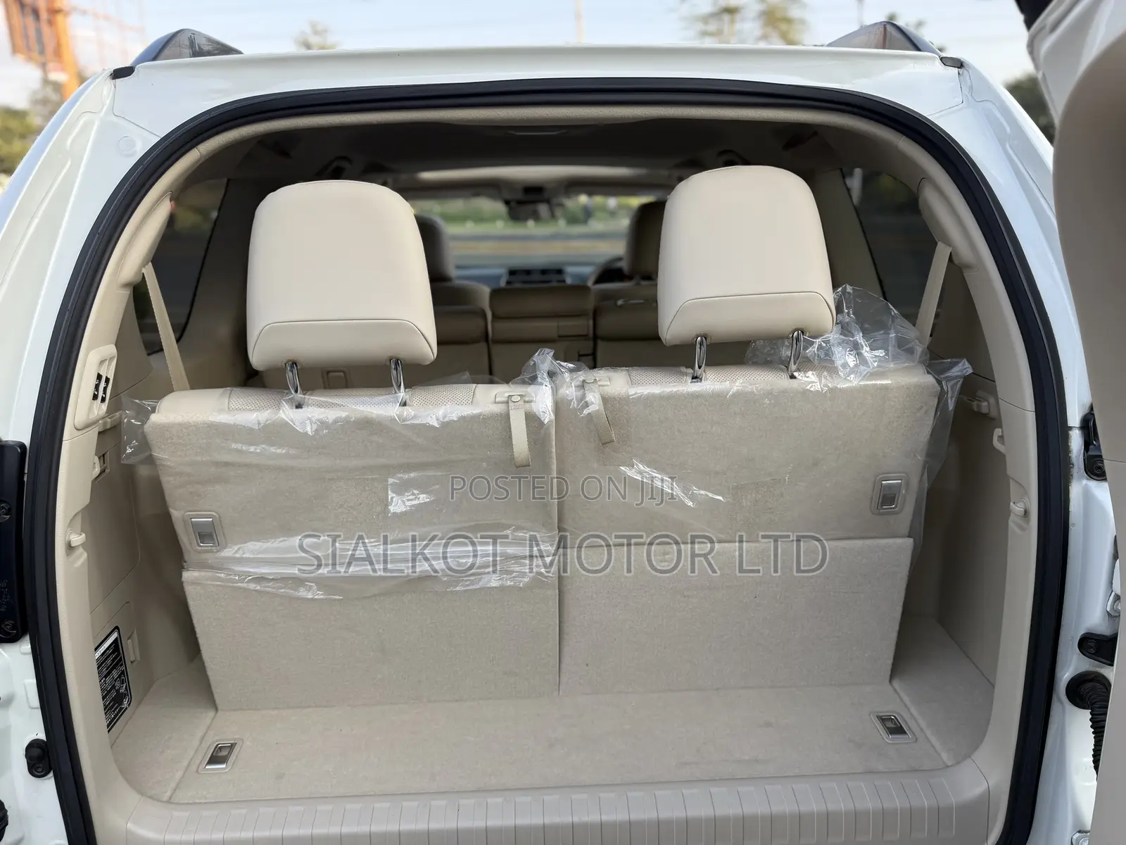 Toyota Land Cruiser Prado 2.7 2021 White