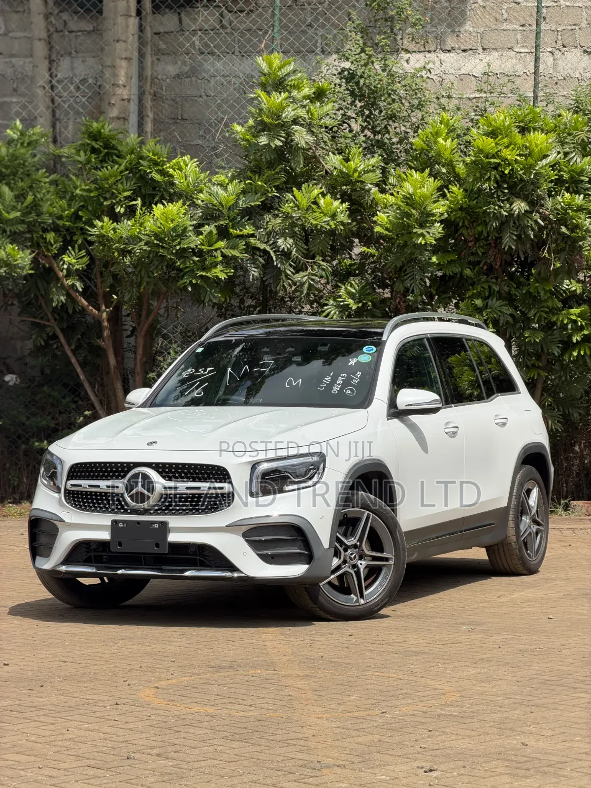 Mercedes-Benz GLB-Class 2020 White