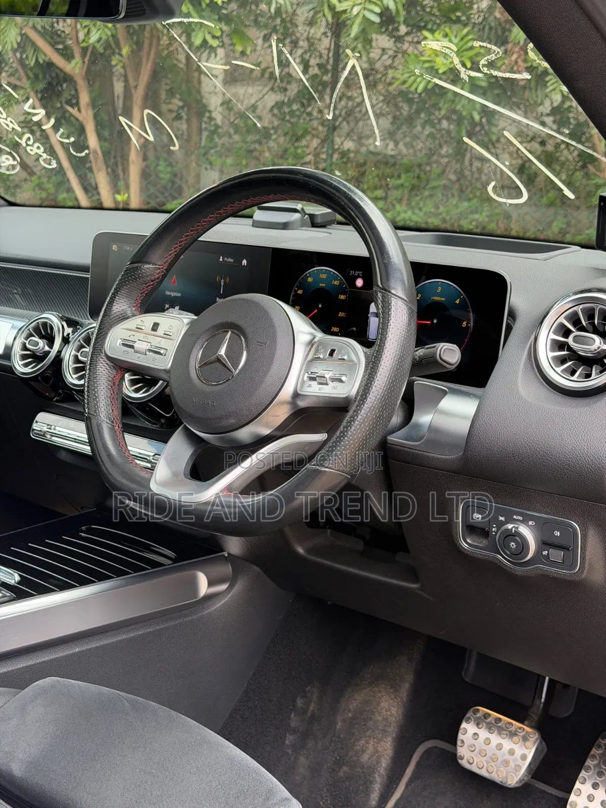 Mercedes-Benz GLB-Class 2020 White