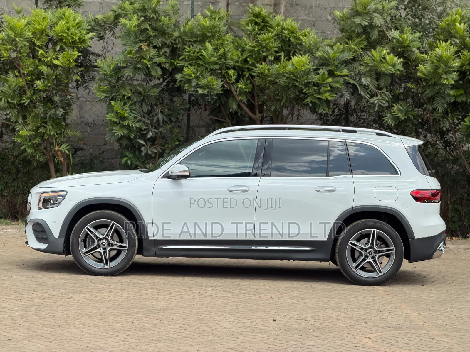 Mercedes-Benz GLB-Class 2020 White