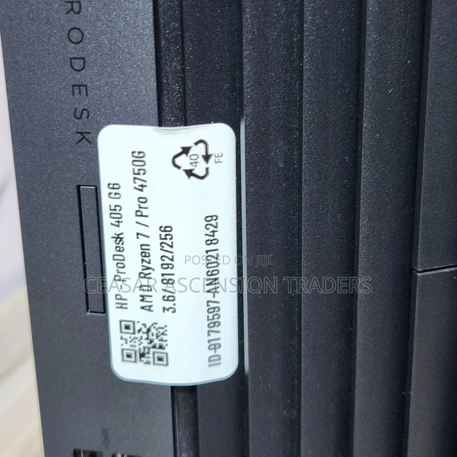 Desktop Computer HP 8GB AMD Ryzen 7 SSD 256GB