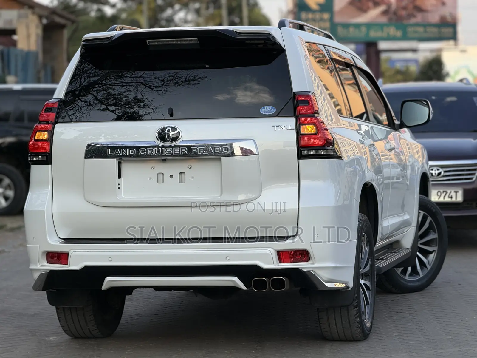Toyota Land Cruiser Prado 2.7 2019 White