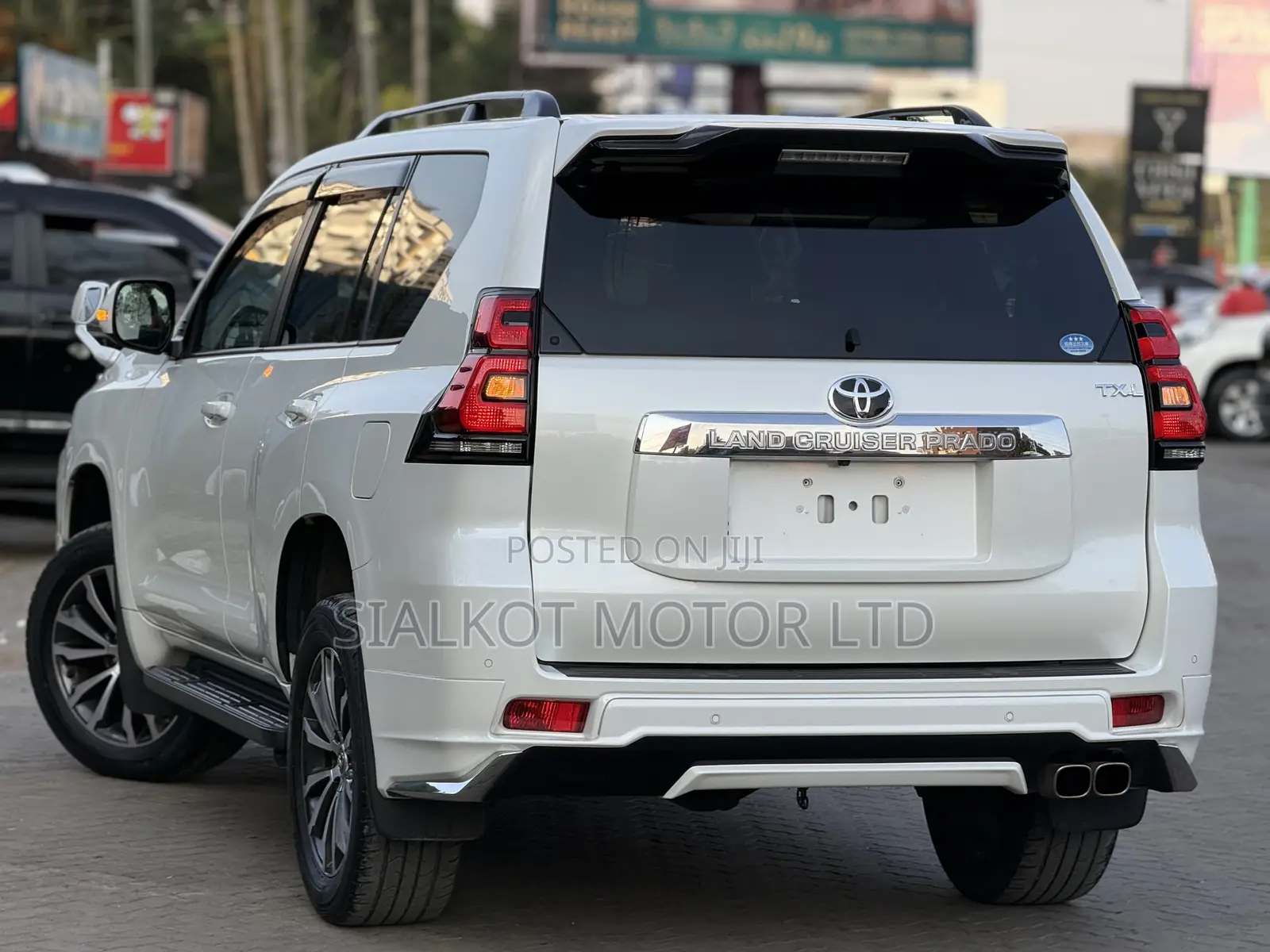 Toyota Land Cruiser Prado 2.7 2019 White