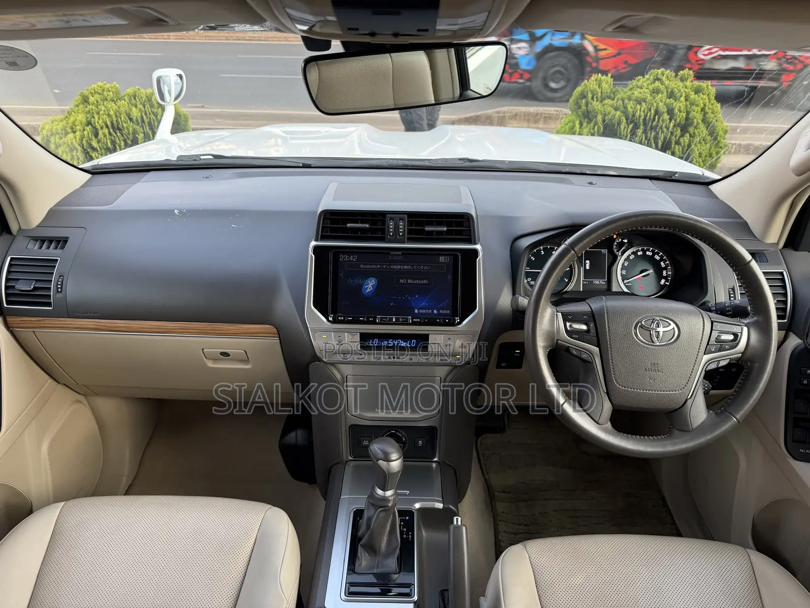 Toyota Land Cruiser Prado 2.7 2019 White