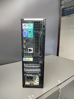 Desktop Computer HP 8GB AMD Ryzen 7 SSD 256GB