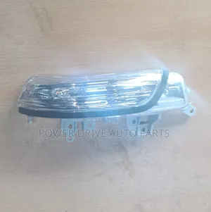 Side Mirror Indicator Ractis 2010/ Subaru Trezia